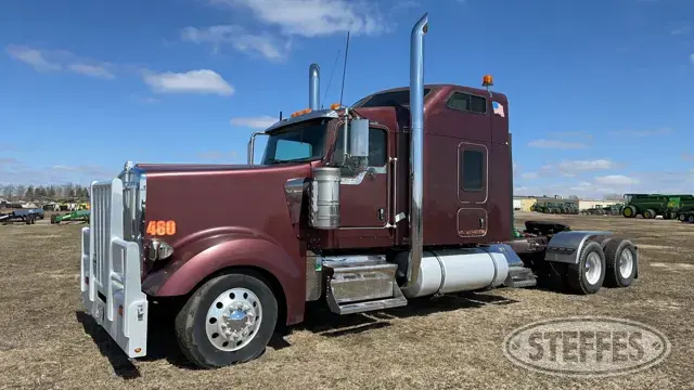 1997 Kenworth W900L