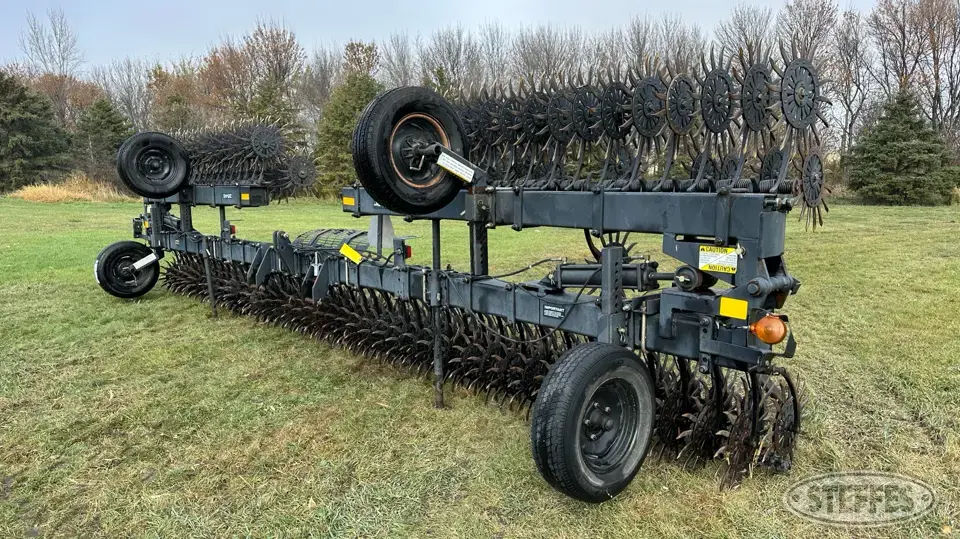 Yetter 3546 Rotary Hoe