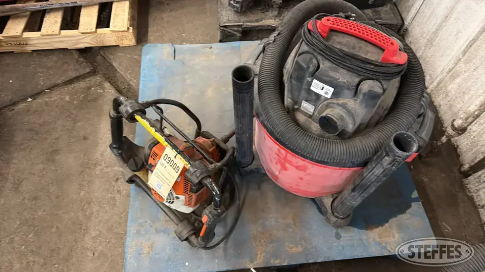 Stihl auger & Craftsman vac Lawn and Garden-Other