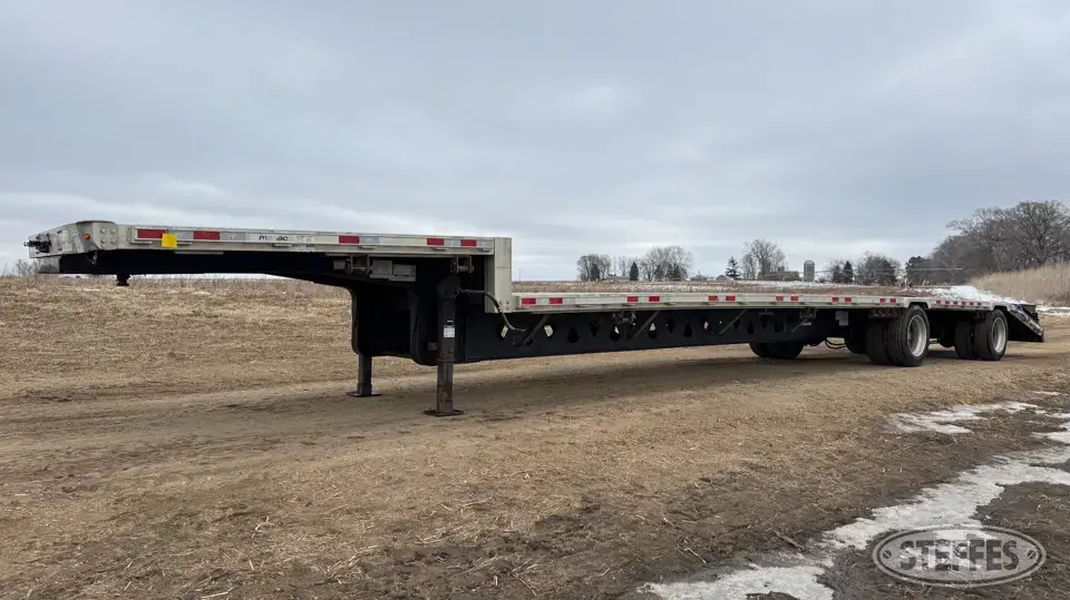 2021 Manac 13253C000 Step Deck Trailer