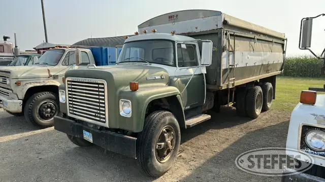 1974 International Loadstar 1800
