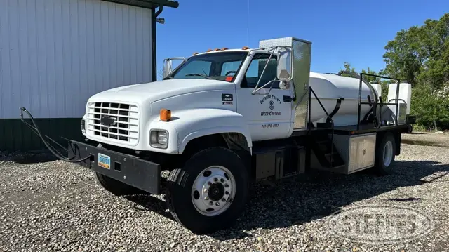 2000 Chevrolet C6500