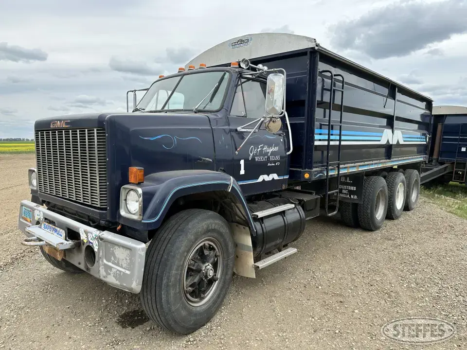 1985 GMC Brigadier Tri-Axle Boxed Truck