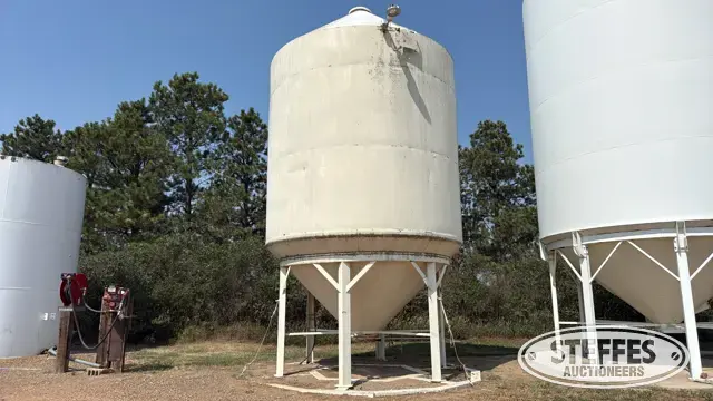 Hopper bin