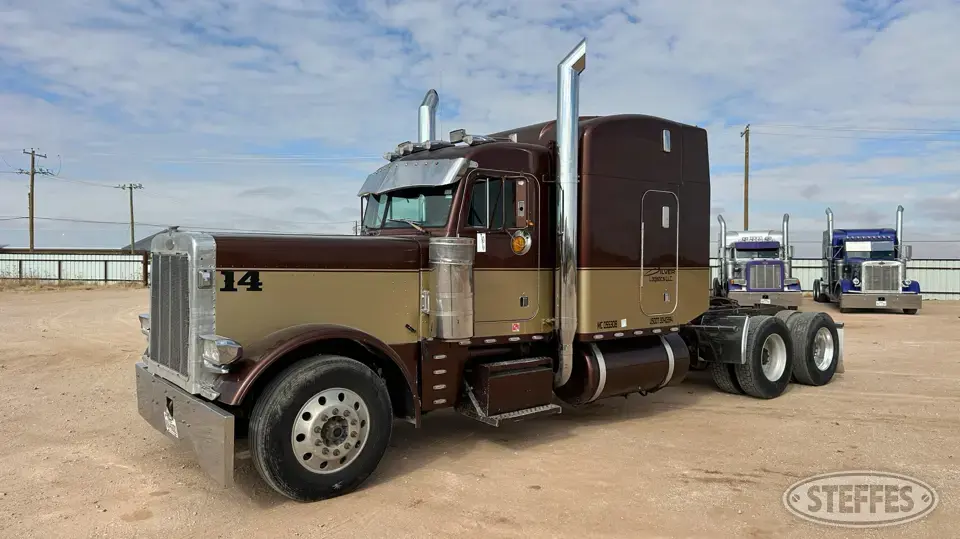 2000 Peterbilt 379EX Conventional Truck with Sleeper