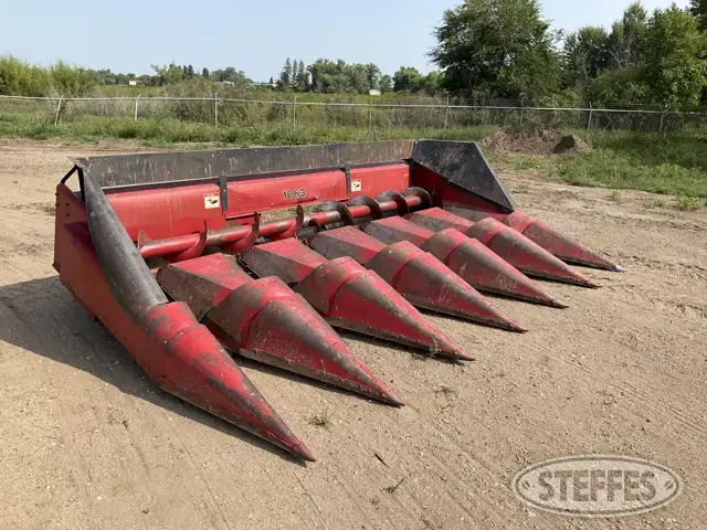 International 800 Series