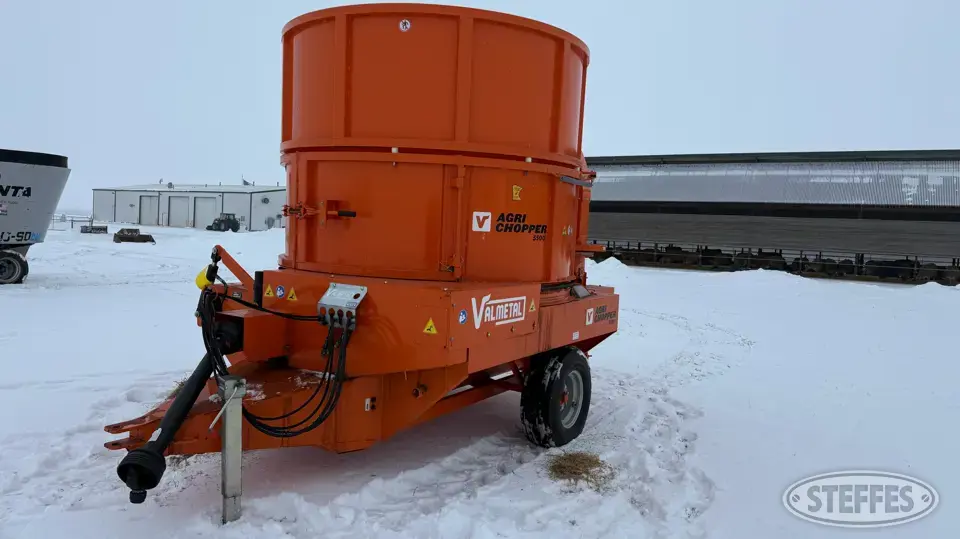 2023 Agri Chopper 5500 Forage Processing