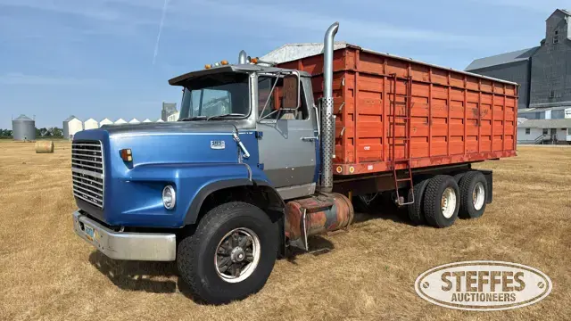 1980 Ford 9000