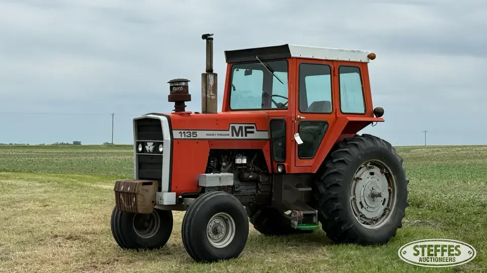 1978 Massey Ferguson 1135 2WD Tractor