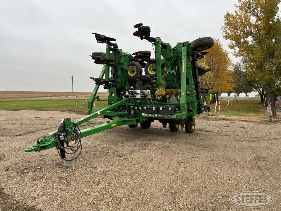 John Deere 2510H NH3 Applicator
