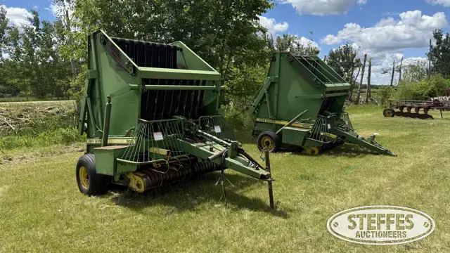 1975 John Deere 500