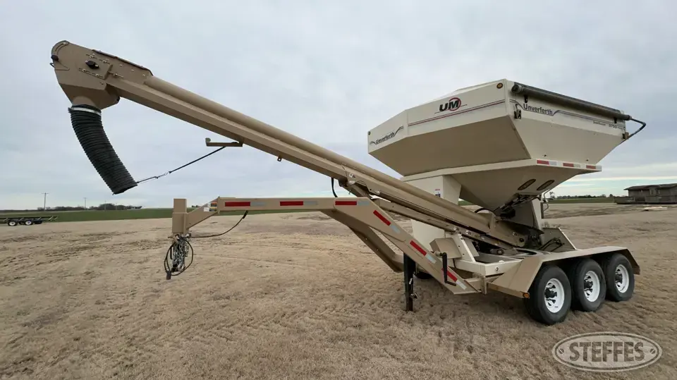 Unverferth Seed Runner 3750XL Bulk Seed Tender Trailer