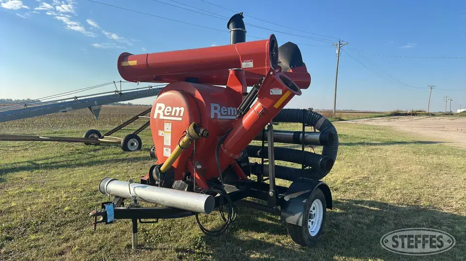 REM 2700 Pneumatic Grain Equipment
