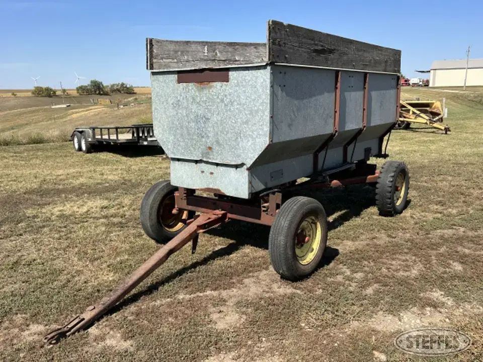 Minnesota No. 125 Barge Box