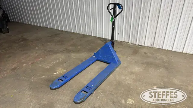 Pallet jack