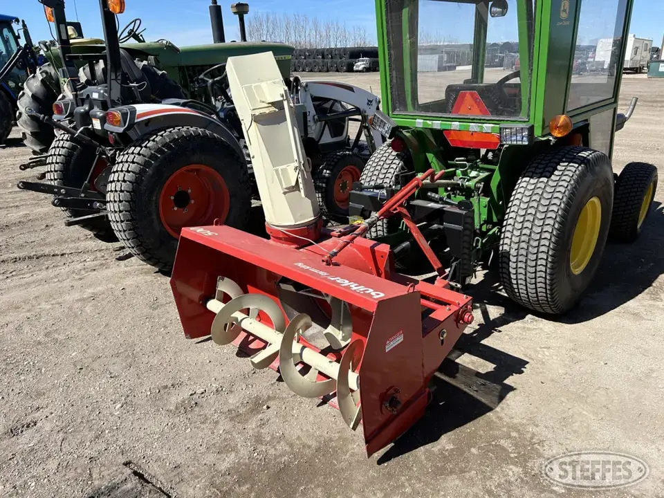 Buhler/Farm King 500 3 Pt. Snowblower