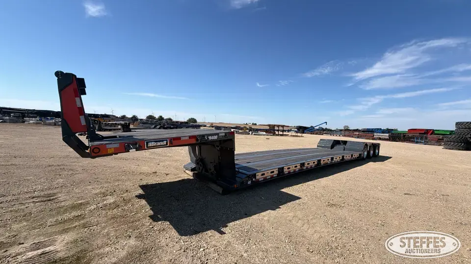 2022 Brandt M400 40-ton Lowboy Trailer
