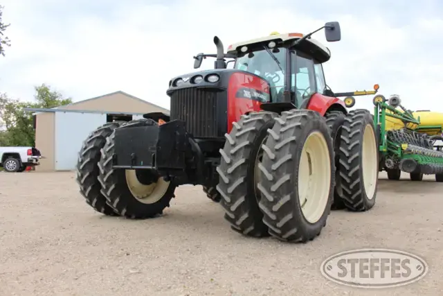 2012 Versatile 305