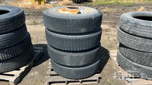 (4) 11R22.5 tires