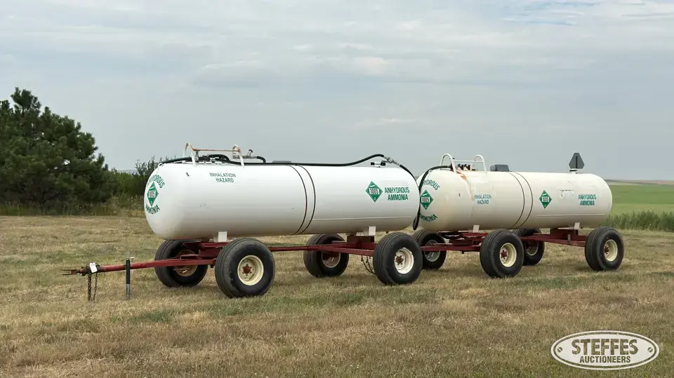 2001 & 2002 American Welding & Tank 1,450 gal. NH3 tanks NH3 Trailers-Tank