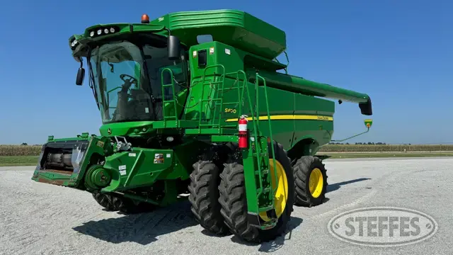 2013 John Deere S670