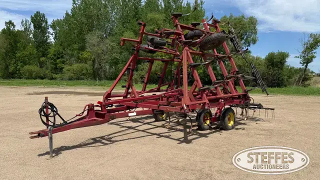 Case IH 4800 Vibra-Shank
