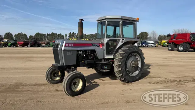 1979 White Field Boss 2-105