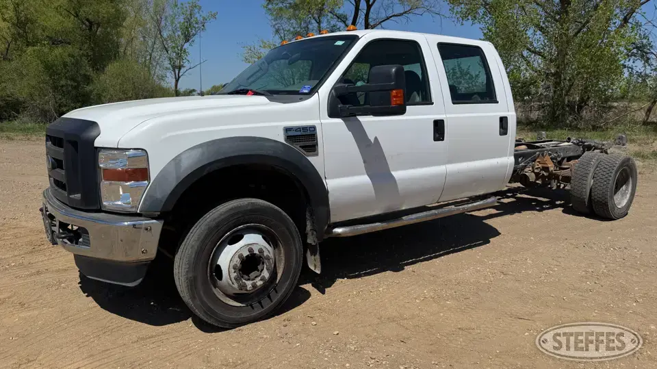 2008 Ford F-450 XL Over 1 Ton Pickup