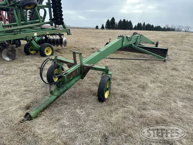 John Deere 940