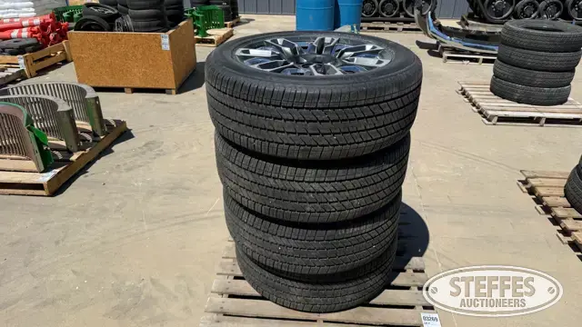 (4) Bridgestone Alenza 275/50R22 tires