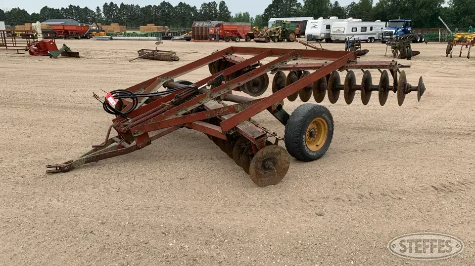 International 470 Disc