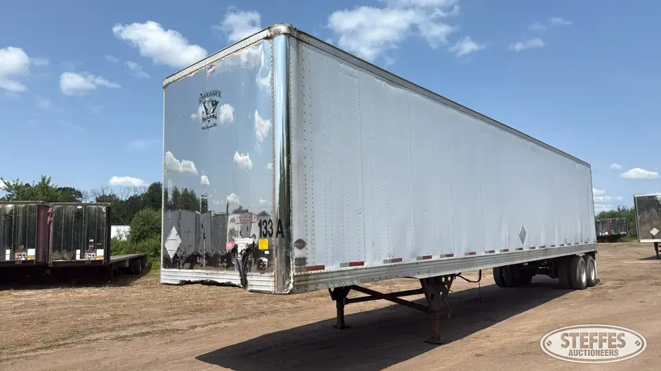 2006 Utility VS2DC Van Trailer