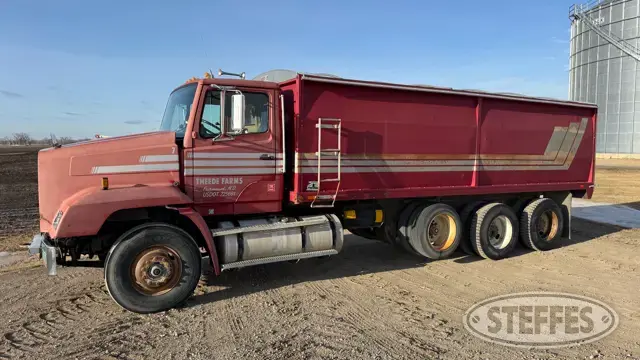 1987 Freightliner FLC