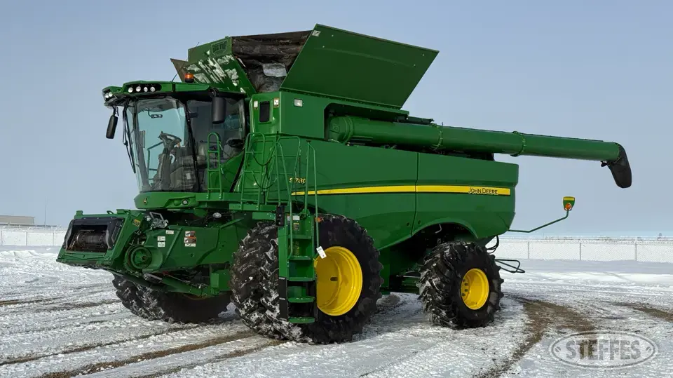 2019 John Deere S780 Combine
