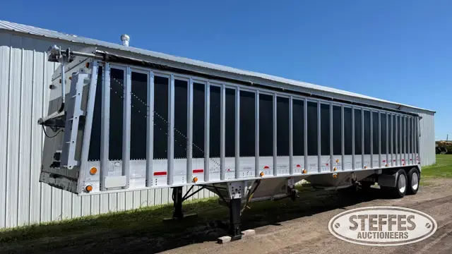 1998 Cornhusker 800 ASSR