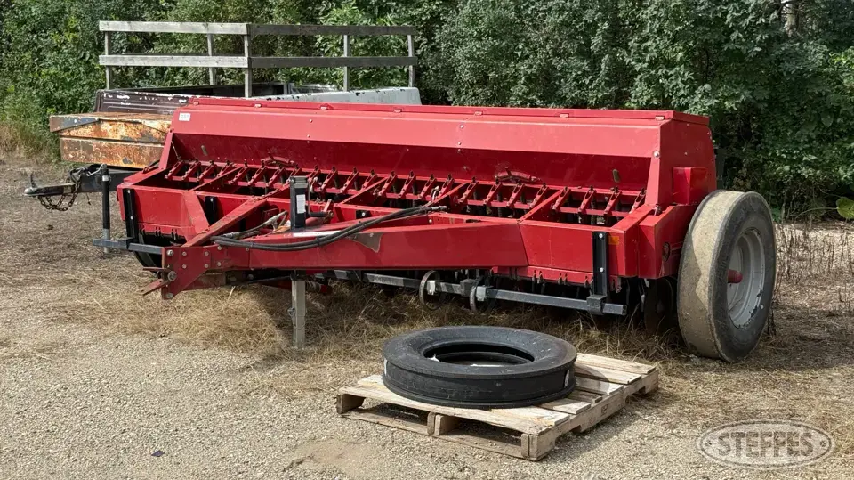 Case IH 5300 Press Drill