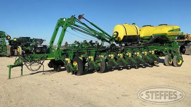 2008 John Deere 1770
