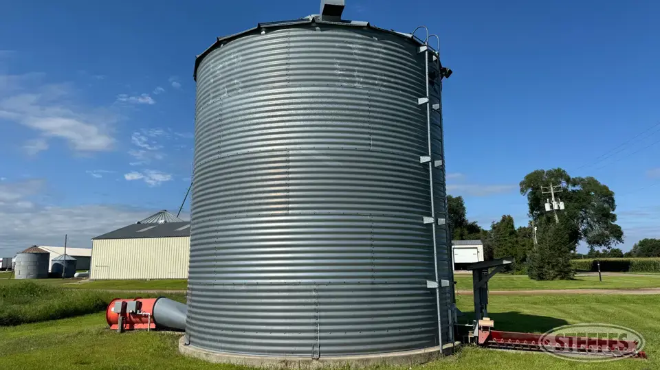 2005 Butler Grain Bin