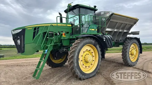 2012 John Deere 4940
