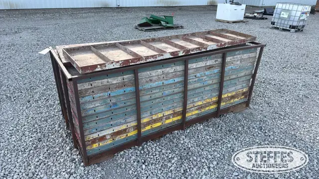 (28) Steel-ply concrete forms