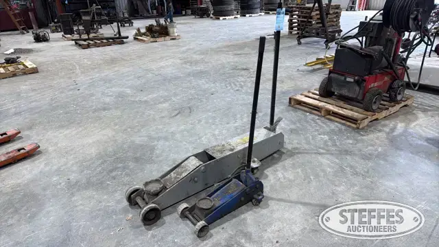 (2) Floor jacks