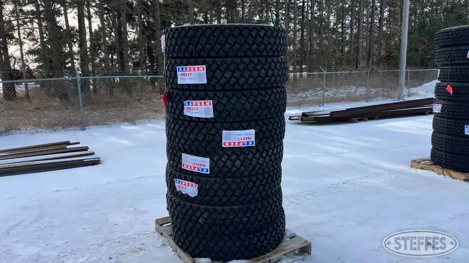 (8) Kapsen 11R22.5 tires Truck Tire