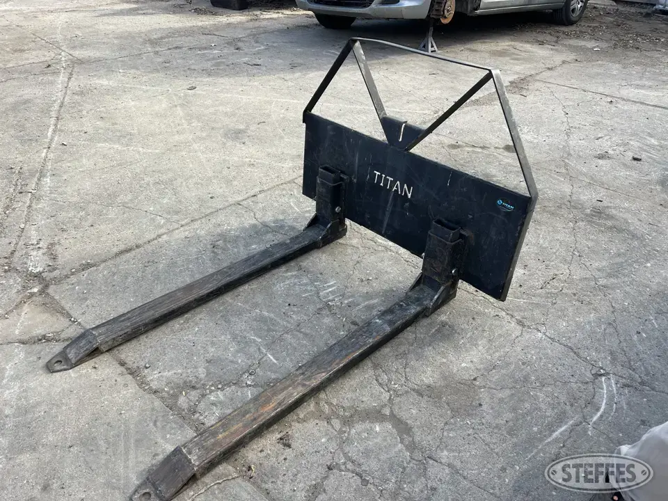 Titan Skid Steer Fork