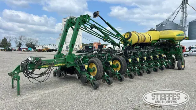 2012 John Deere 1770NT