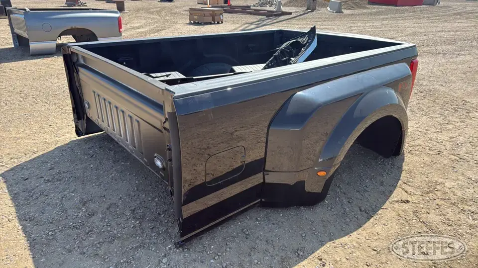 Ford Super Duty Truck-Trailer Part