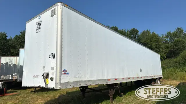 2007 Utility 4000DX
