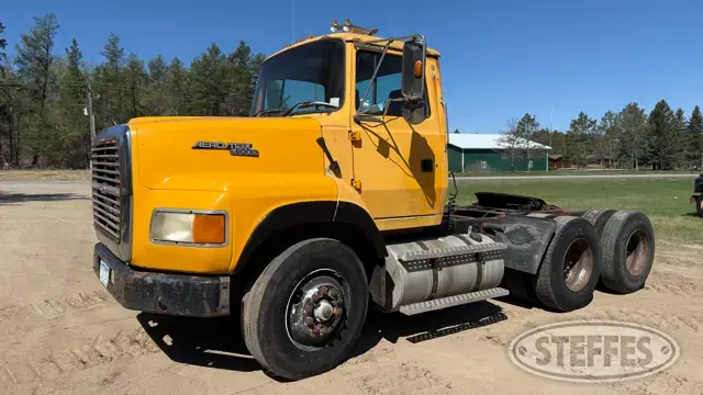 1995 Ford L9000 AeroMax