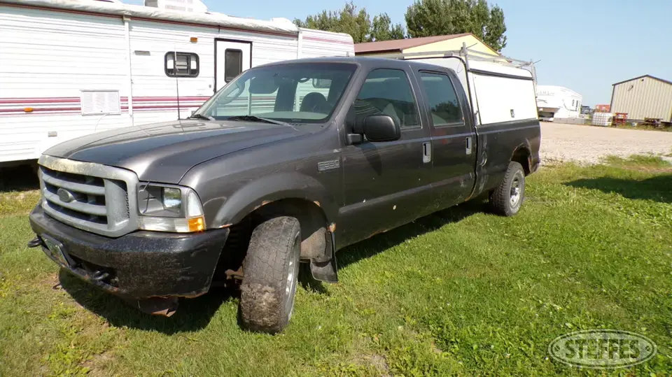 2003 Ford F-350 Super Duty XL 1 Ton Pickup