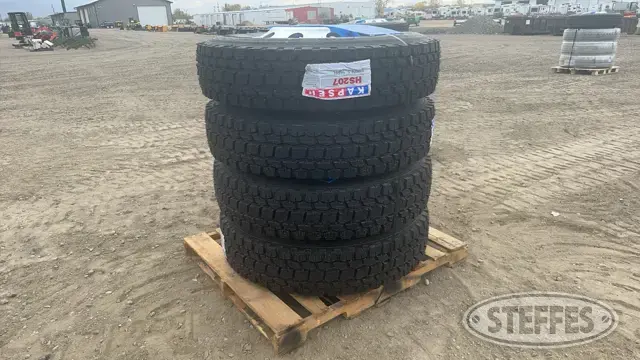(4) Kapsen HS207 11R24.5 Tires