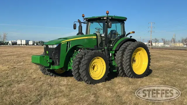 2014 John Deere 8370R